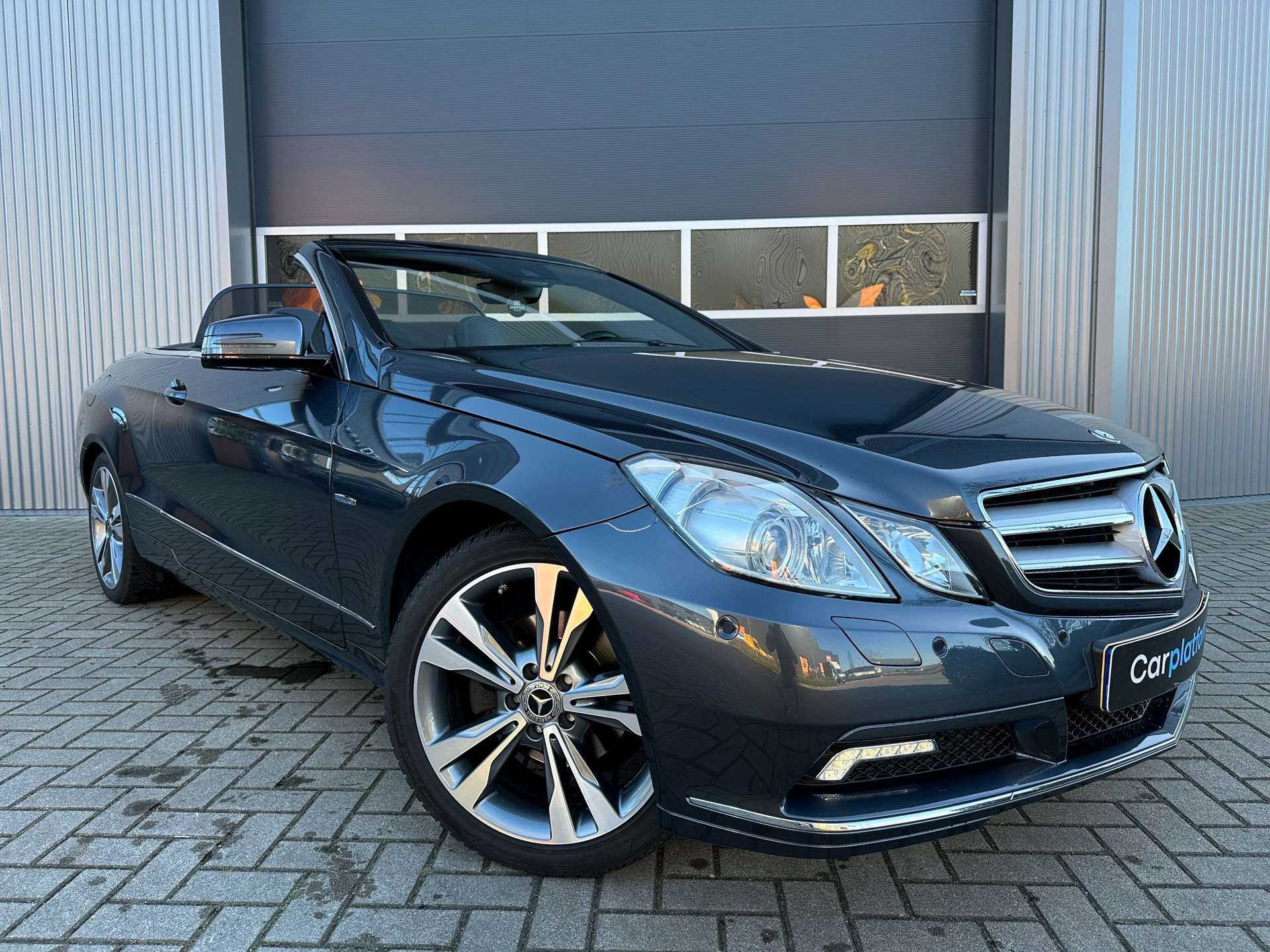 Mercedes-Benz E-Klasse Cabrio 250 CGI Elegance | Nieuwstaat | Nek Verwarming |PDC | Leder | 39875397-0.jpg | Carplatform